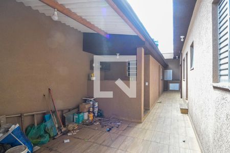 Casa para alugar com 77m², 2 quartos e 1 vagaÁrea Externa