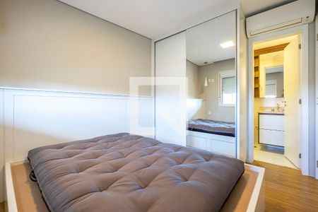 Suíte de apartamento à venda com 2 quartos, 77m² em Pinheiros, São Paulo
