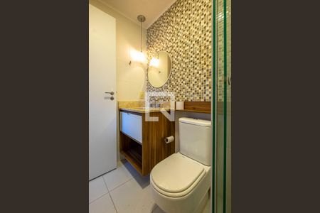 Apartamento à venda com 77m², 2 quartos e 1 vaga Apartamento à venda com 77m², 2 quartos e 1 vagaBanheiro Social
