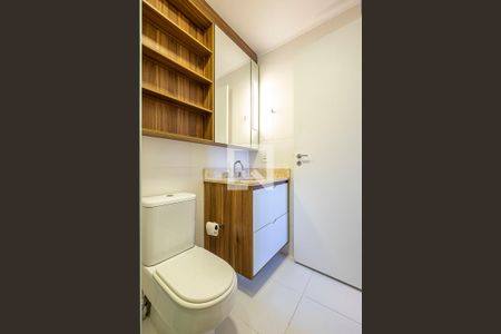 Apartamento à venda com 77m², 2 quartos e 1 vaga Apartamento à venda com 77m², 2 quartos e 1 vagaSuíte - Banheiro