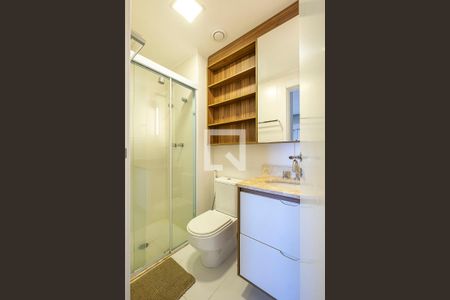 Apartamento à venda com 77m², 2 quartos e 1 vaga Apartamento à venda com 77m², 2 quartos e 1 vagaSuíte - Banheiro