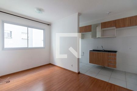 Sala de apartamento para alugar com 2 quartos, 40m² em Vila Taquari, São Paulo