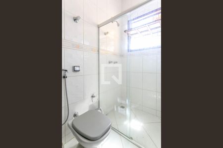 Casa à venda com 400m², 4 quartos e 4 vagas Casa à venda com 400m², 4 quartos e 4 vagasBanheiro da Suíte 1