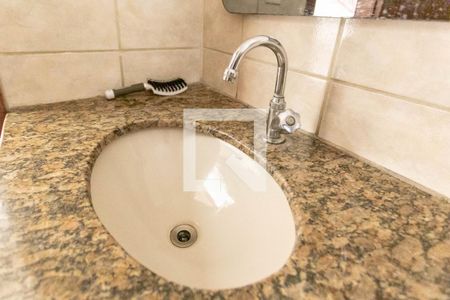 Casa à venda com 400m², 4 quartos e 4 vagas Casa à venda com 400m², 4 quartos e 4 vagasBanheiro 1