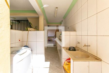 Casa à venda com 400m², 4 quartos e 4 vagas Casa à venda com 400m², 4 quartos e 4 vagasÁrea de Serviço