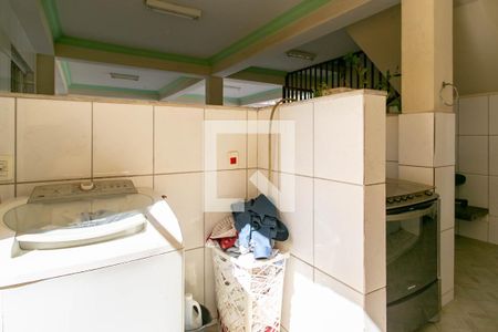 Casa à venda com 400m², 4 quartos e 4 vagas Casa à venda com 400m², 4 quartos e 4 vagasÁrea de Serviço