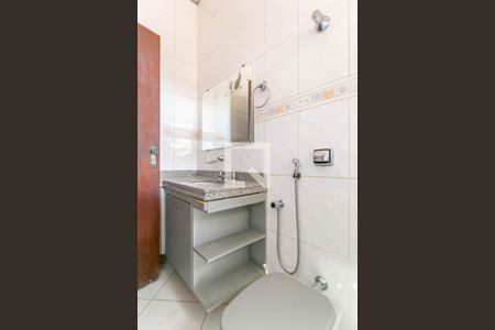 Casa à venda com 400m², 4 quartos e 4 vagas Casa à venda com 400m², 4 quartos e 4 vagasBanheiro da Suíte 1