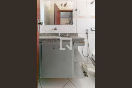 Casa à venda com 400m², 4 quartos e 4 vagas Casa à venda com 400m², 4 quartos e 4 vagasBanheiro da Suíte 1