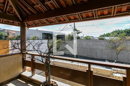 Casa à venda com 400m², 4 quartos e 4 vagas Casa à venda com 400m², 4 quartos e 4 vagasVaranda do Quarto