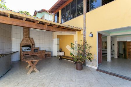 Casa à venda com 400m², 4 quartos e 4 vagas Casa à venda com 400m², 4 quartos e 4 vagasEspaço Gourmet