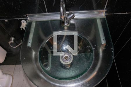 Casa de condomínio para alugar com 60m², 2 quartos e sem vagaBanheiro