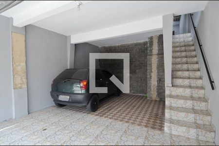 Casa à venda com 150m², 5 quartos e 2 vagas Casa à venda com 150m², 5 quartos e 2 vagasGaragem