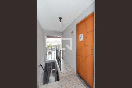 Casa à venda com 150m², 5 quartos e 2 vagas Casa à venda com 150m², 5 quartos e 2 vagasEntrada da Sala