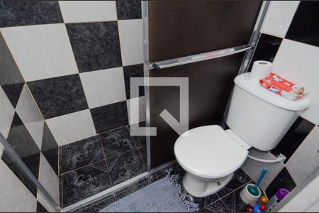 Casa à venda com 150m², 5 quartos e 2 vagas Casa à venda com 150m², 5 quartos e 2 vagasBanheiro Social