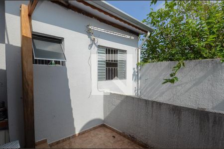 Casa à venda com 150m², 5 quartos e 2 vagas Casa à venda com 150m², 5 quartos e 2 vagasVaranda da Suíte