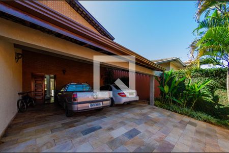 Casa para alugar com 500m², 6 quartos e 4 vagas Casa para alugar com 500m², 6 quartos e 4 vagasGaragem