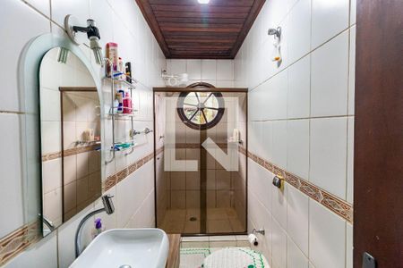 Casa à venda com 182m², 5 quartos e 3 vagas Casa à venda com 182m², 5 quartos e 3 vagasBanheiro 2