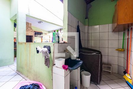 Casa à venda com 182m², 5 quartos e 3 vagas Casa à venda com 182m², 5 quartos e 3 vagasLavanderia