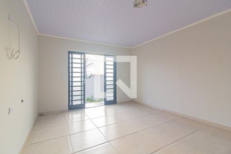 Casa para alugar com 110m², 2 quartos e 2 vagas Casa para alugar com 110m², 2 quartos e 2 vagasSala