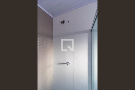Casa para alugar com 110m², 2 quartos e 2 vagas Casa para alugar com 110m², 2 quartos e 2 vagasBanheiro do Quarto 2