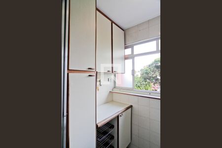 Apartamento para alugar com 60m², 2 quartos e 1 vagaÁrea de Serviço