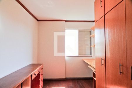 Quarto 1 de apartamento para alugar com 2 quartos, 60m² em Vila Amélia, São Paulo