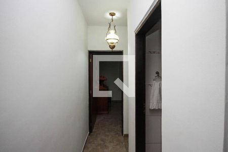 Corredor de casa à venda com 3 quartos, 125m² em Jardim Independência, São Paulo
