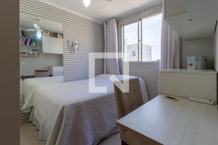 Quarto 2 de apartamento para alugar com 2 quartos, 52m² em Fanny, Curitiba