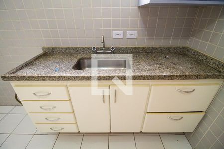 Casa de condomínio à venda com 190m², 3 quartos e 2 vagas Casa de condomínio à venda com 190m², 3 quartos e 2 vagasCozinha