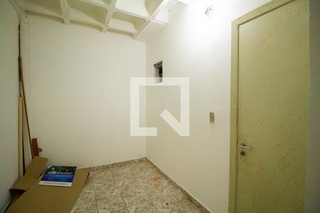 Casa de condomínio à venda com 190m², 3 quartos e 2 vagas Casa de condomínio à venda com 190m², 3 quartos e 2 vagasQuarto de Serviço