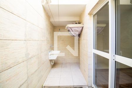 Casa de condomínio à venda com 190m², 3 quartos e 2 vagas Casa de condomínio à venda com 190m², 3 quartos e 2 vagasÁrea de Serviço