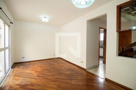 Casa de condomínio à venda com 190m², 3 quartos e 2 vagasSala