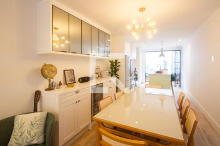 Casa à venda com 200m², 2 quartos e 2 vagasSala de Jantar