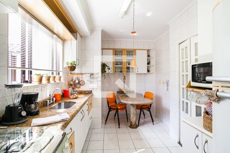 Apartamento à venda com 84m², 2 quartos e 2 vagasCozinha