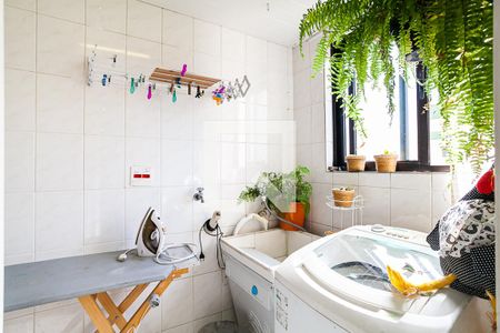 Apartamento à venda com 84m², 2 quartos e 2 vagasLavanderia