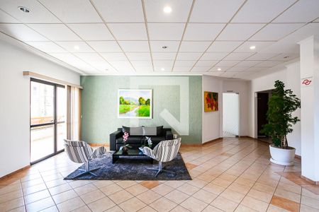 Apartamento à venda com 84m², 2 quartos e 2 vagasHall social