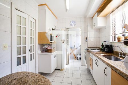 Apartamento à venda com 84m², 2 quartos e 2 vagasCozinha