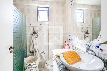 Apartamento à venda com 84m², 2 quartos e 2 vagasBanheiro da Suíte