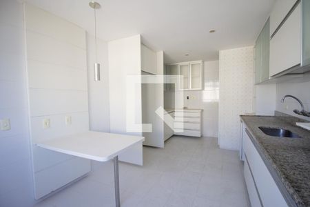 Apartamento à venda com 182m², 4 quartos e 3 vagasCozinha