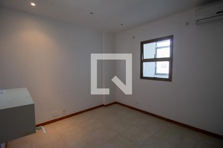 Apartamento à venda com 182m², 4 quartos e 3 vagasSuíte 3