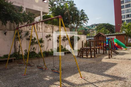 Apartamento à venda com 100m², 3 quartos e 1 vagaÁrea comum