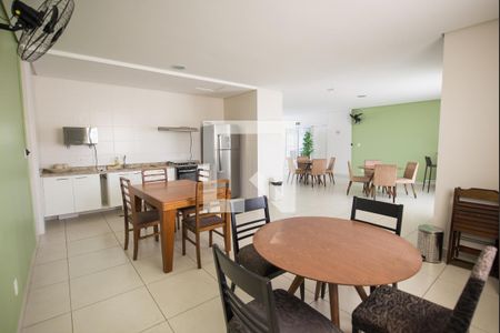 Apartamento para alugar com 50m², 2 quartos e 1 vaga Apartamento para alugar com 50m², 2 quartos e 1 vagaSalão de Festas
