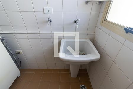 Apartamento para alugar com 65m², 2 quartos e 1 vaga Apartamento para alugar com 65m², 2 quartos e 1 vagaCozinha e Área de Serviço