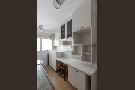 Apartamento para alugar com 65m², 2 quartos e 1 vaga Apartamento para alugar com 65m², 2 quartos e 1 vagaCozinha e Área de Serviço