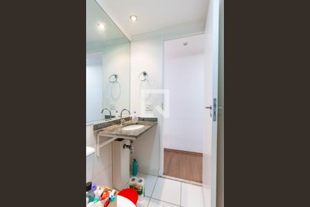 Apartamento à venda com 63m², 3 quartos e 1 vaga Apartamento à venda com 63m², 3 quartos e 1 vagaBanheiro