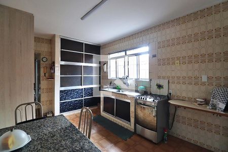 Casa à venda com 139m², 2 quartos e 2 vagasCozinha