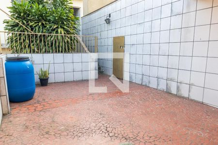 Casa à venda com 400m², 6 quartos e 2 vagasCasa 4 - área de serviço