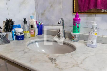 Casa à venda com 400m², 6 quartos e 2 vagasCasa 1 - banheiro