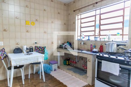 Casa à venda com 400m², 6 quartos e 2 vagasCasa 1 - cozinha