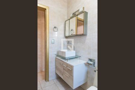 Casa para alugar com 120m², 2 quartos e 1 vagaBanheiro